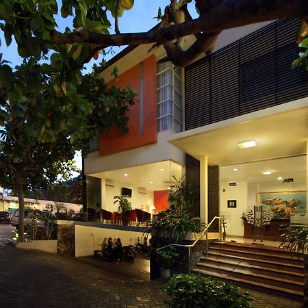 Emersia Malioboro Hotel Yogyakarta Exterior foto